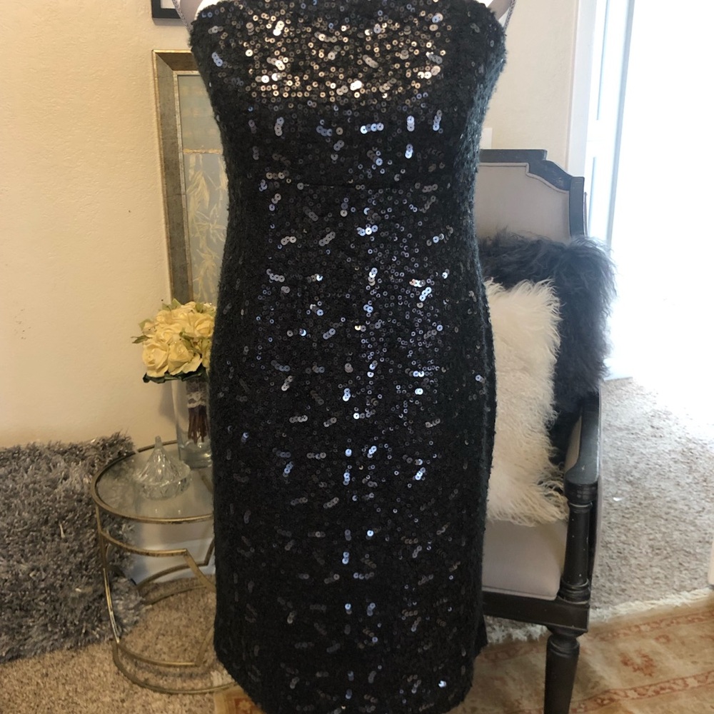 Banana Republic black sequence sleeveless dress